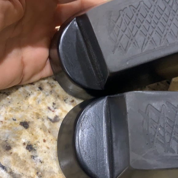 Robert Clergerie buckle slides - Picture 9 of 9